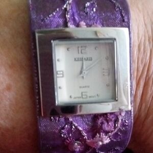 Ladies Cuff Wristwatch